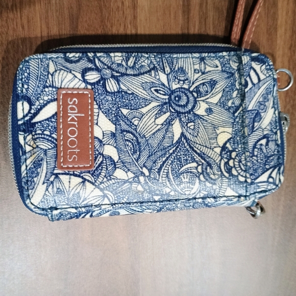 Sakroots Blue and Brown Clutch Wristlet - Picture 4 of 6